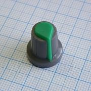 Шкалы и ручки управления Ручка RR4817 серо-зелён. лыска, d=6mm